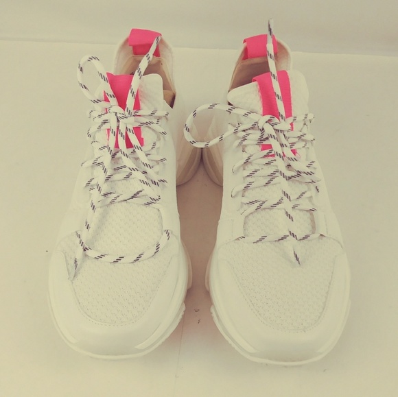 Steve Madden Women's white sneakers Myles Knit. - Picture 3 of 8